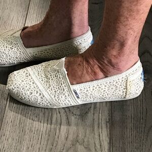 Tom’s crochet style slip on shoes